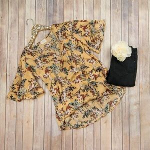 NWOT Yellow Blouse from Flaunt Boutique